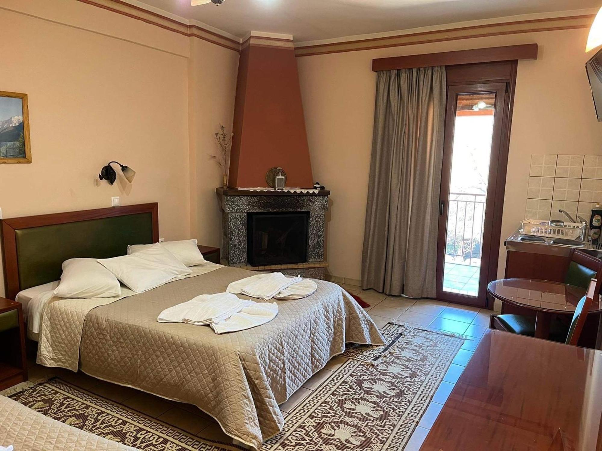 To Spiti Tis Irinis Hotel Vitína Kültér fotó