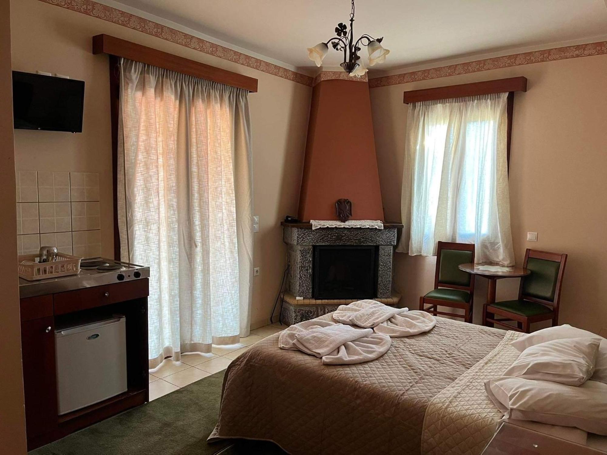 To Spiti Tis Irinis Hotel Vitína Kültér fotó